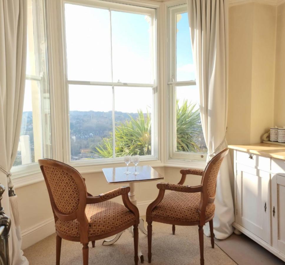 West Hill Retreat Edwardian Balcony Ensuite With Room Served Breakfast & Free Parking Hastings Exterior photo